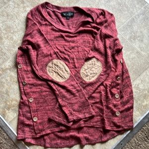 Women xl thin sweater shirt.
